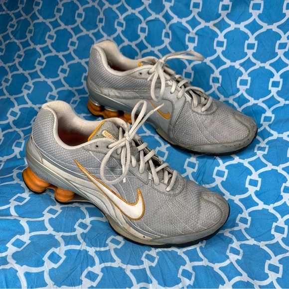 Nike Women’s size 9 Shox Vivify running training shoes silver grey total orange - Picture 1 of 11